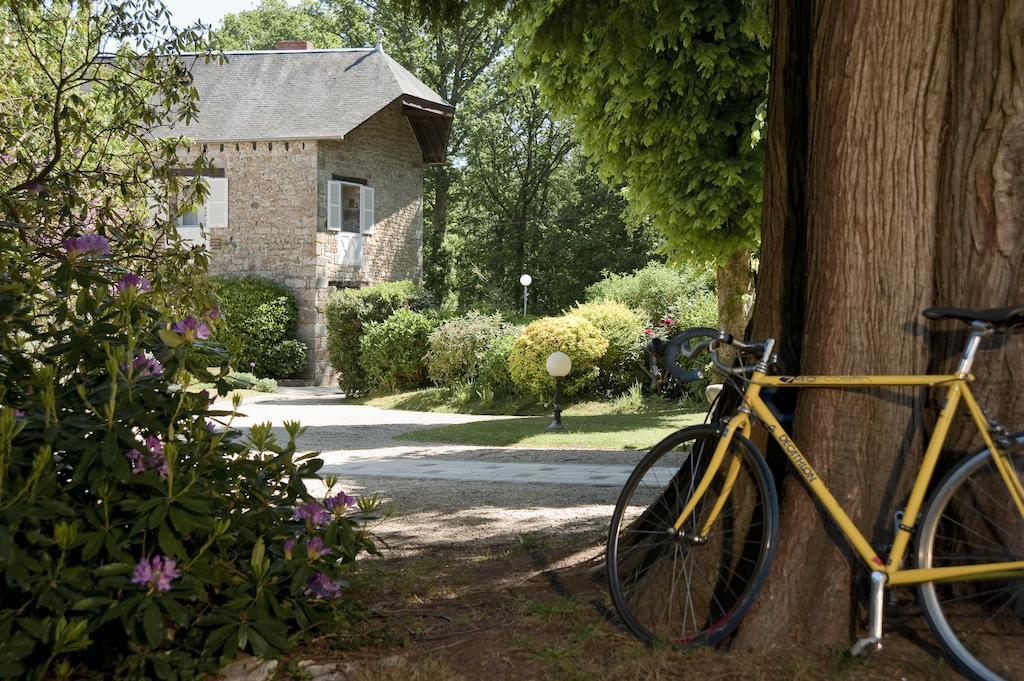 Le Manoir Du Lys, The Originals Relais Hotel Bagnoles de l'Orne Normandie Exterior photo
